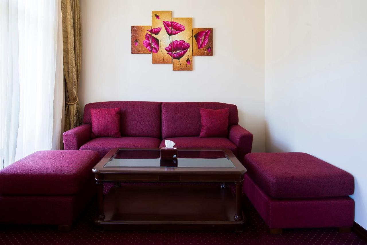 Elegant Hotel & Resort ซากาดซอร์ ภายนอก รูปภาพ