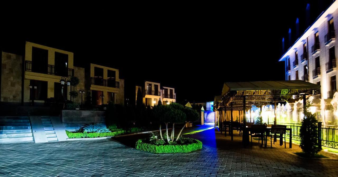 Elegant Hotel & Resort ซากาดซอร์ ภายนอก รูปภาพ