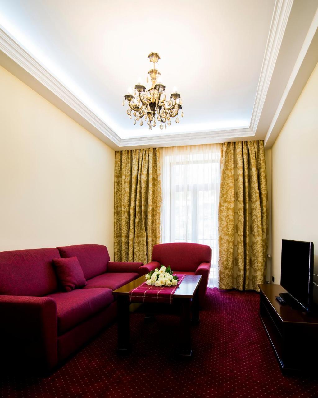 Elegant Hotel & Resort ซากาดซอร์ ภายนอก รูปภาพ